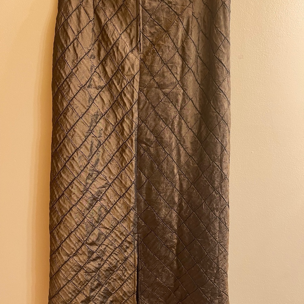 womans skirt, brown, quilted appearance
